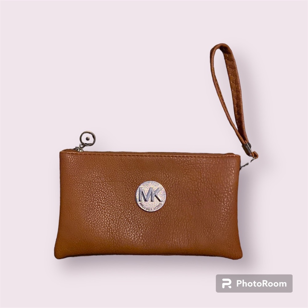 Michael Kors wristlet bag